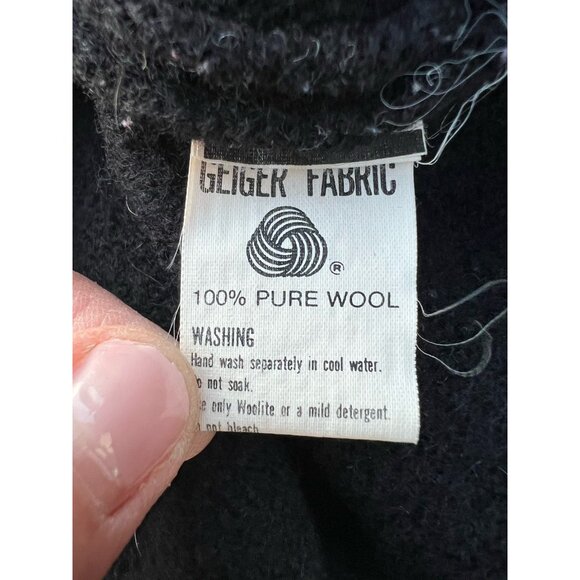 Vintage 90s GEIGER boiled wool black short jacket gold buttons logo sz 42(10) - Picture 5 of 10